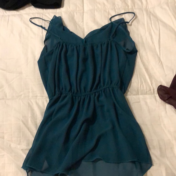 2/$15 Teal Urban Planet Top Size Medium - Picture 2 of 2